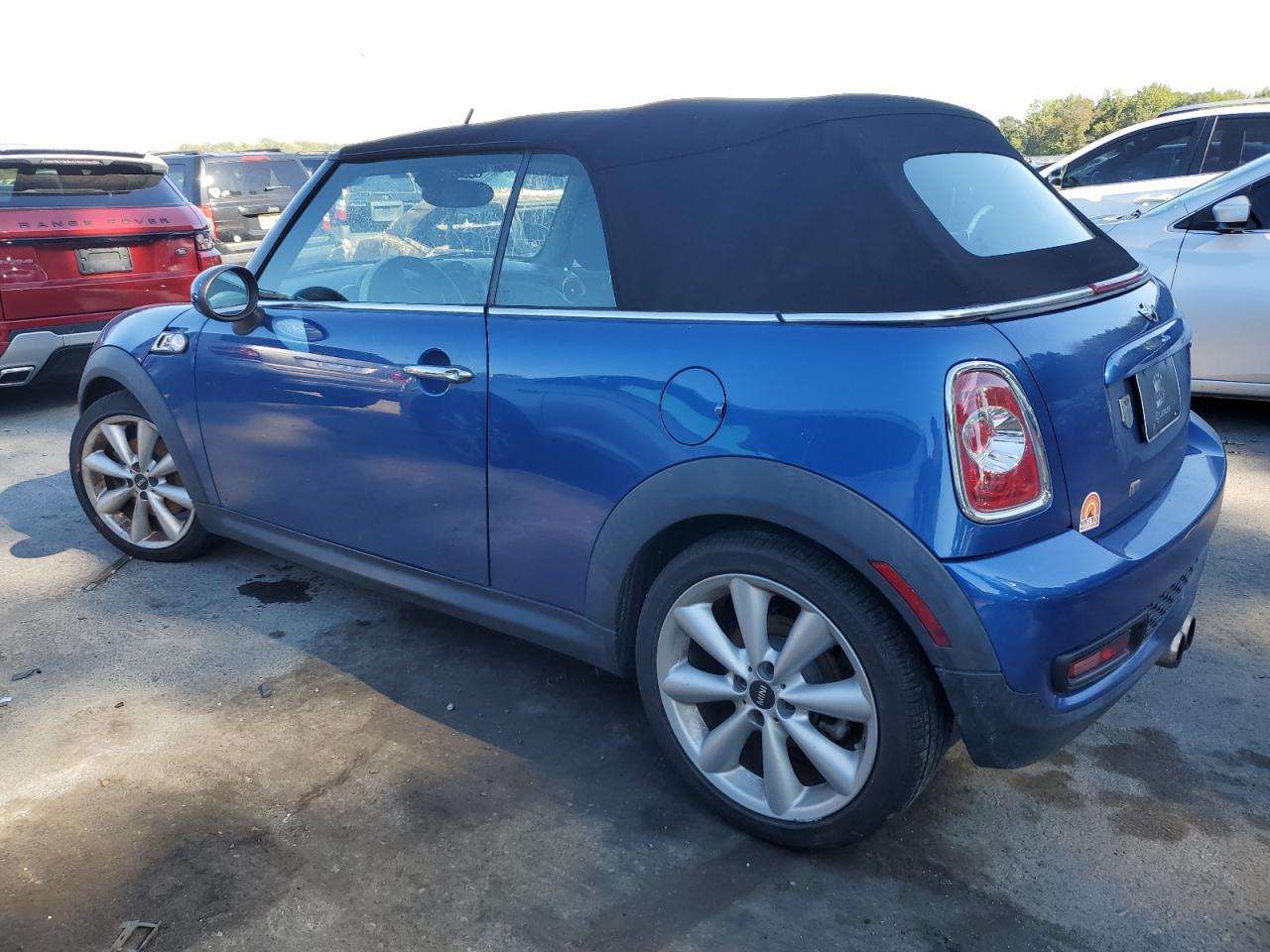 Изображение 2 Mini Cooper S 2015 с VIN WMWZP3C52F2A91250