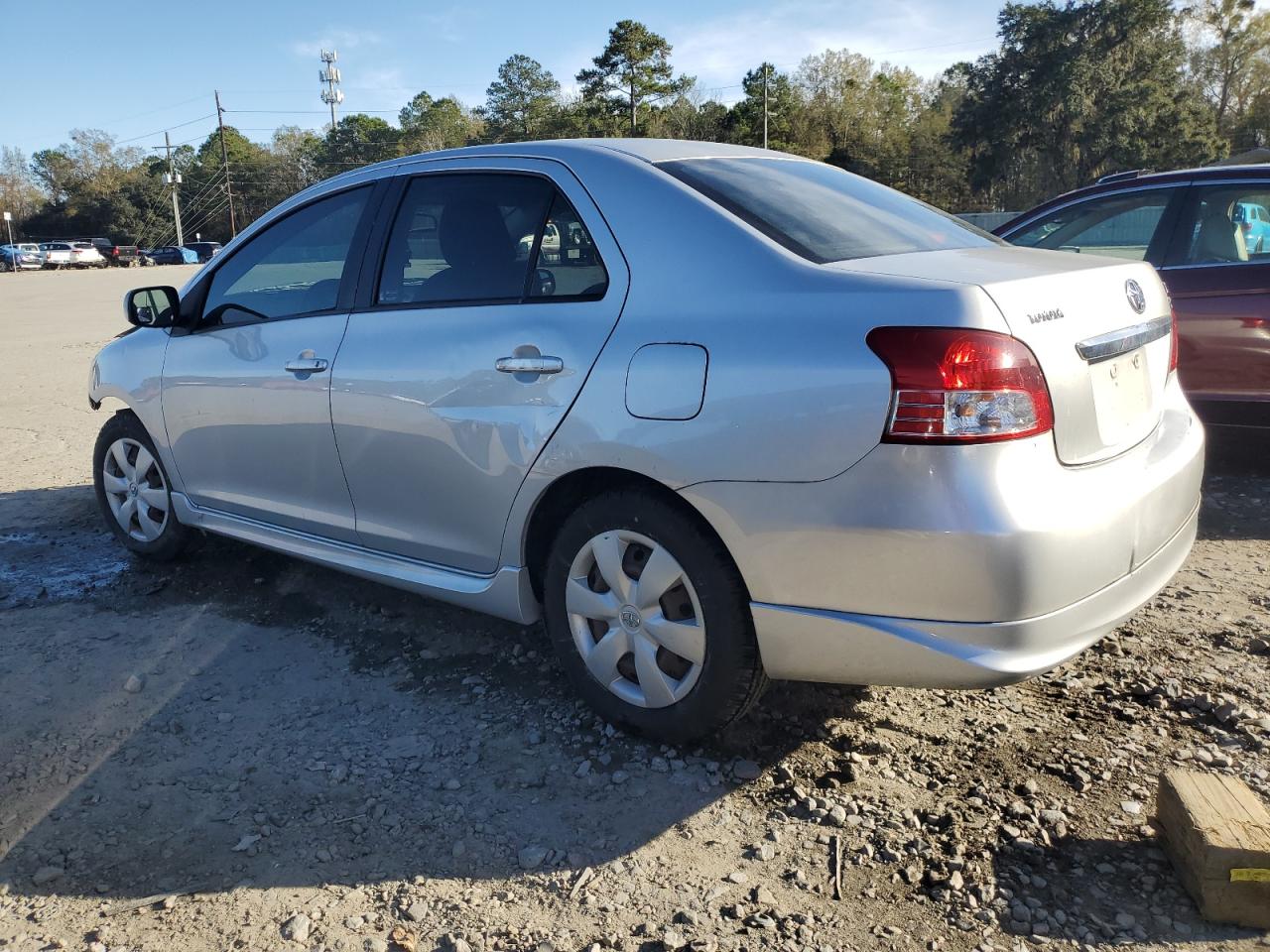 Obraz 2 z 2007 TOYOTA YARIS  2007 z VIN JTDBT923871181946