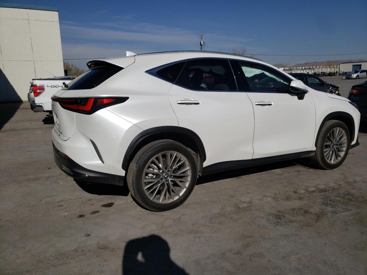 Image 3 of 2022 LEXUS NX 350H 2022 with VIN JTJHKCEZ5N5003392