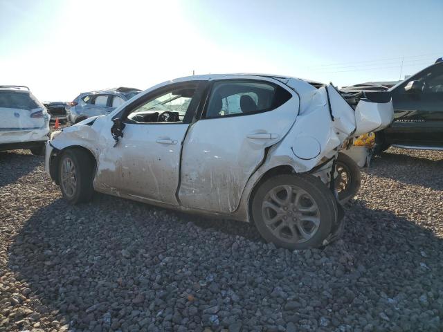 Image 2 of 2018 TOYOTA YARIS IA  2018 with VIN 3MYDLBYV1JY317038