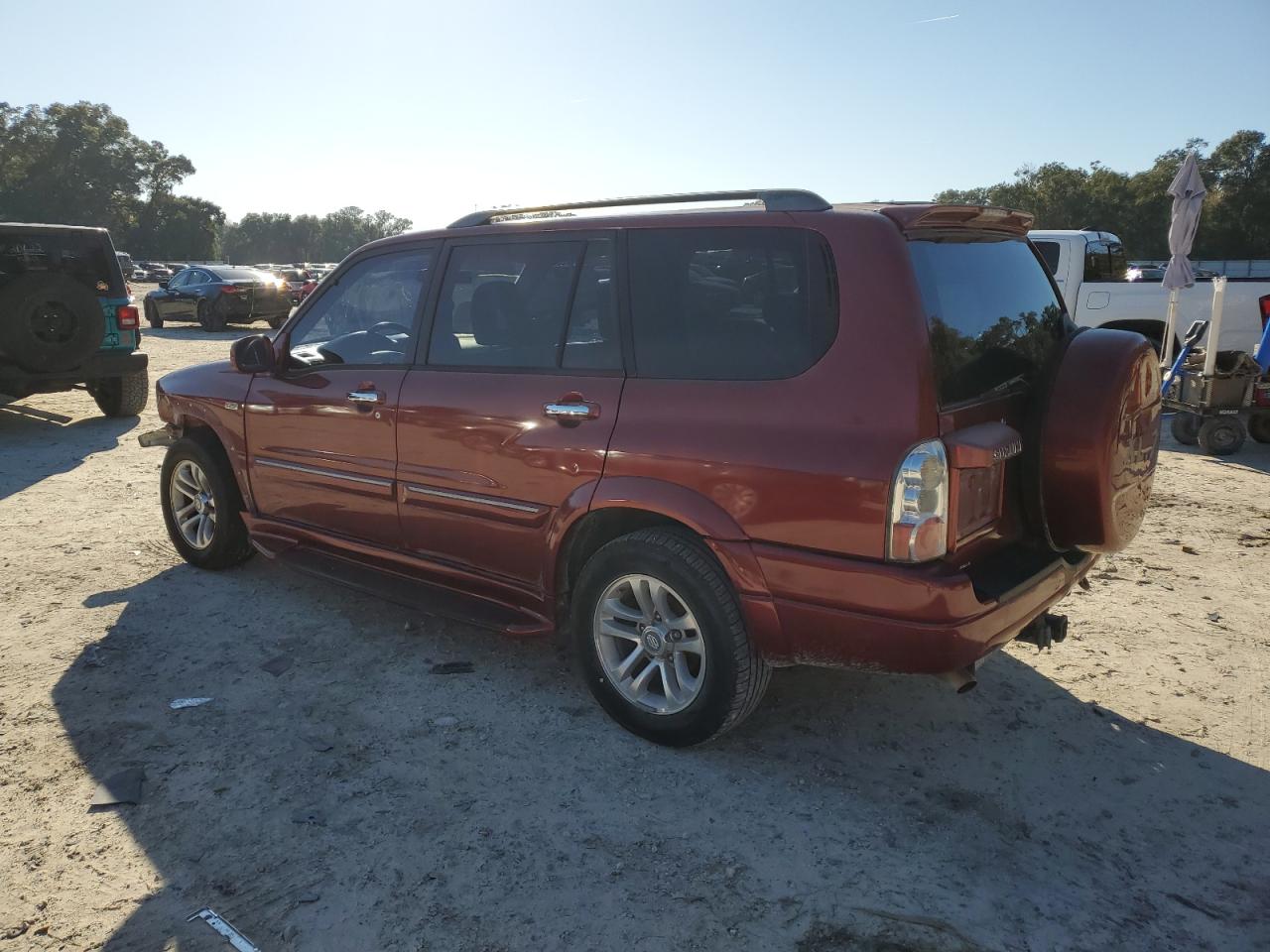 Image 2 of 2004 SUZUKI XL7 EX 2004 with VIN JS3TY92V744103807