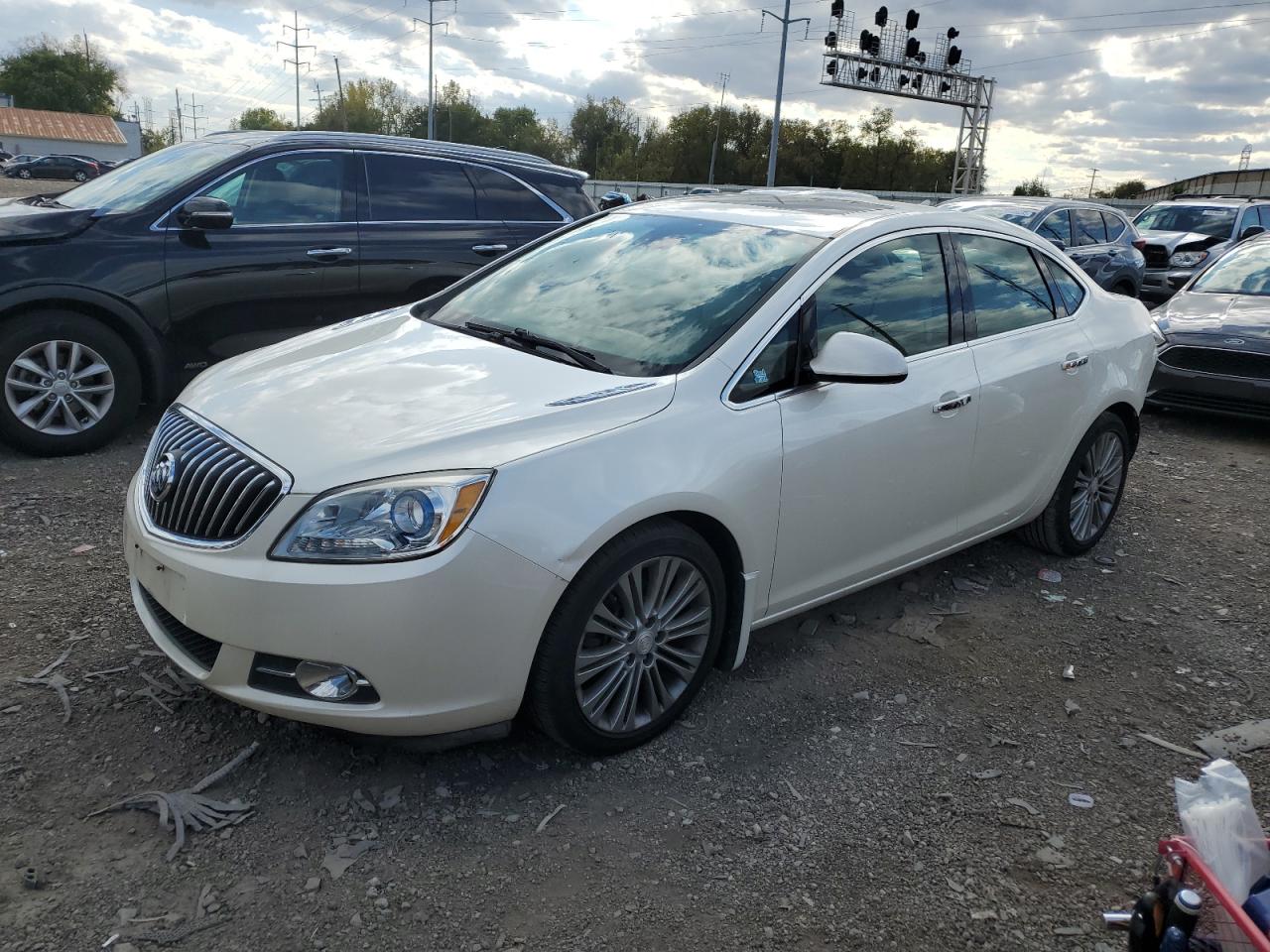 Изображение 2012 BUICK VERANO  2012