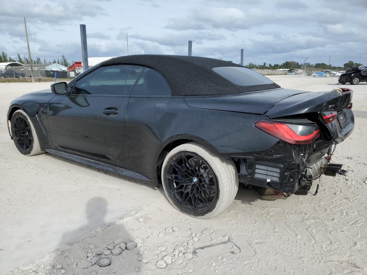 Image 2 of 2024 BMW M4 COMPETITION 2024 with VIN WBS33BA06RCN43825