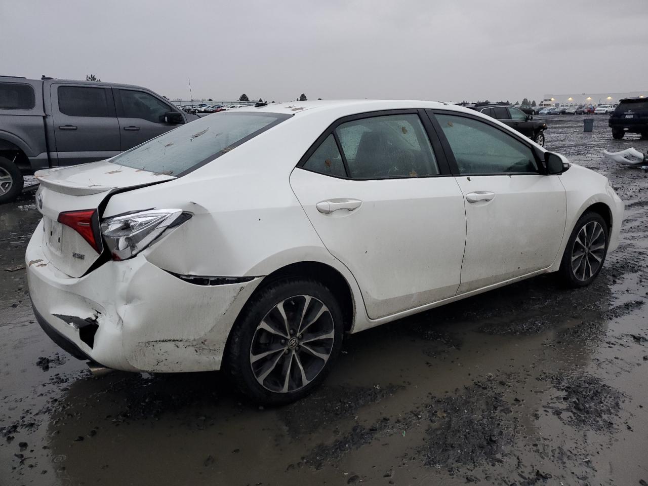 Изображение 3 2017 TOYOTA COROLLA L 2017 с VIN 5YFBURHE9HP717614
