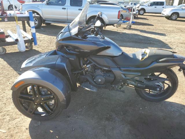 Obraz 3 z 2015 HONDA CTX700 D 2015 z VIN JH2RC6941FK100345