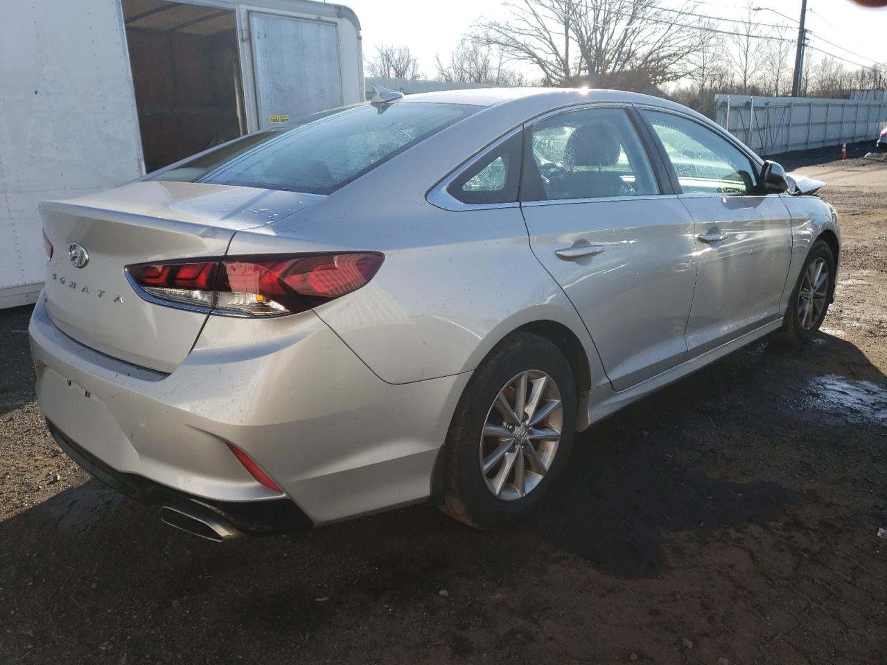 Obraz 3 z 2019 HYUNDAI SONATA SE 2019 z VIN 5NPE24AF3KH811906