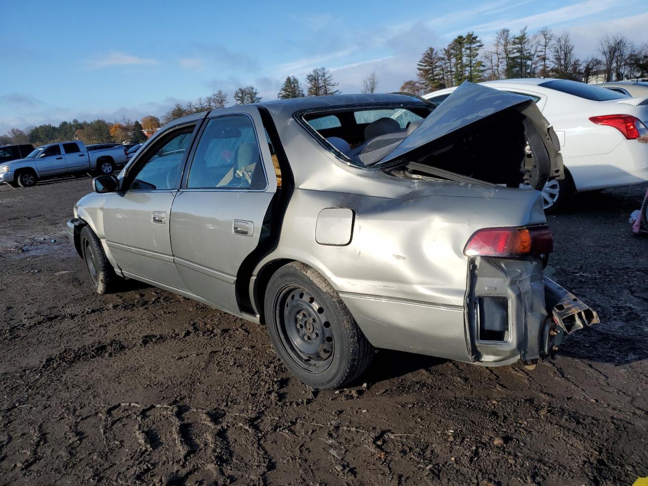 Obraz 2 z 1998 TOYOTA CAMRY CE 1998 z VIN JT2BF22K6W0136555