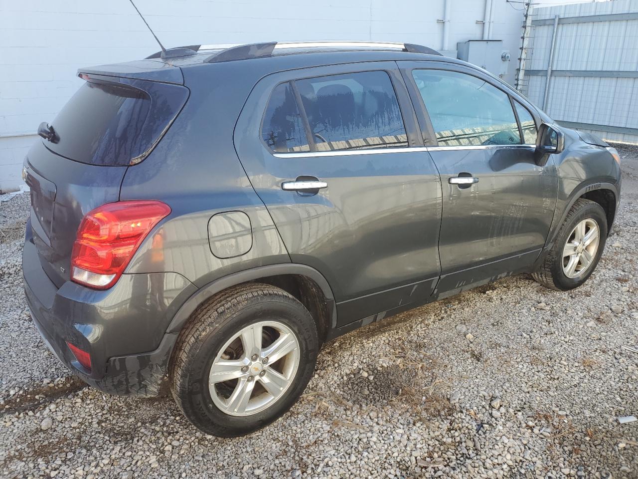 Image 3 of 2018 CHEVROLET TRAX 1LT 2018 with VIN KL7CJPSB0JB685797