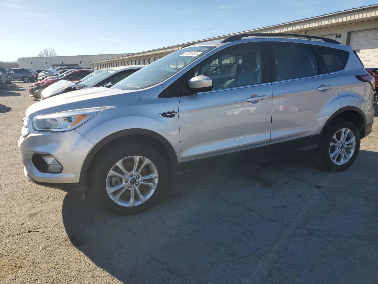 Изображение 1 2018 FORD ESCAPE SE 2018 с VIN 1FMCU9GD5JUC90174