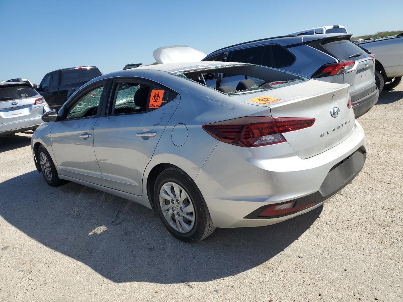 Image 2 of 2019 HYUNDAI ELANTRA SE 2019 with VIN 5NPD74LF3KH460568