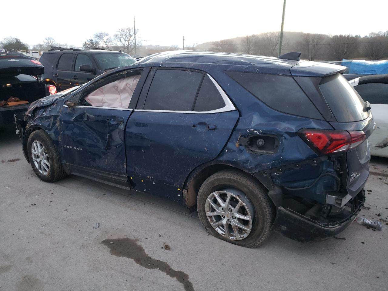 Obraz 2 z 2023 CHEVROLET EQUINOX LT 2023 z VIN 3GNAXKEG8PL194668