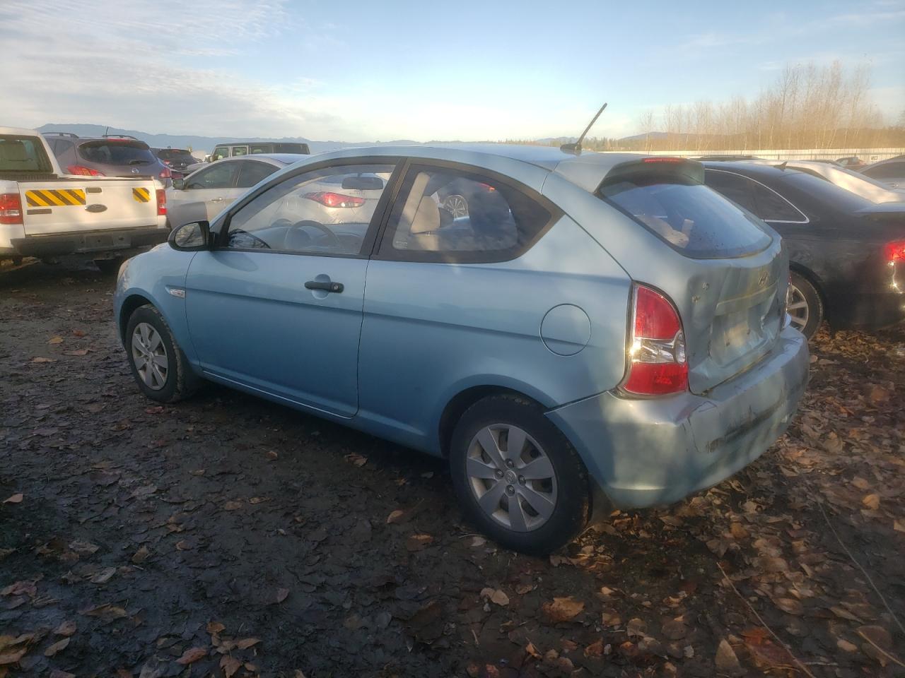 Image 2 of 2009 HYUNDAI ACCENT GS 2009 with VIN KMHCM36C59U134590