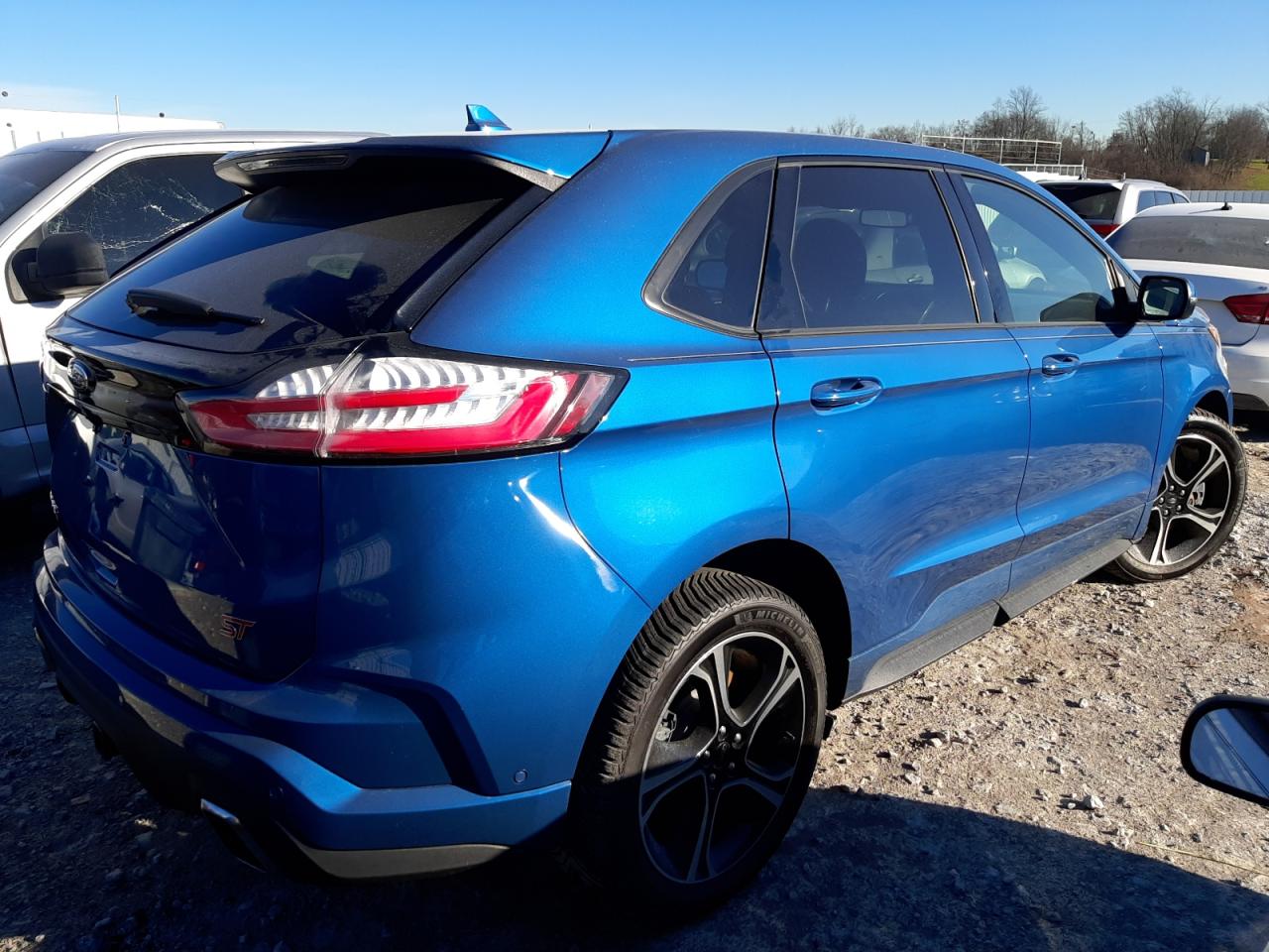 Image 3 of 2019 FORD EDGE ST 2019 with VIN 2FMPK4AP0KBC43641