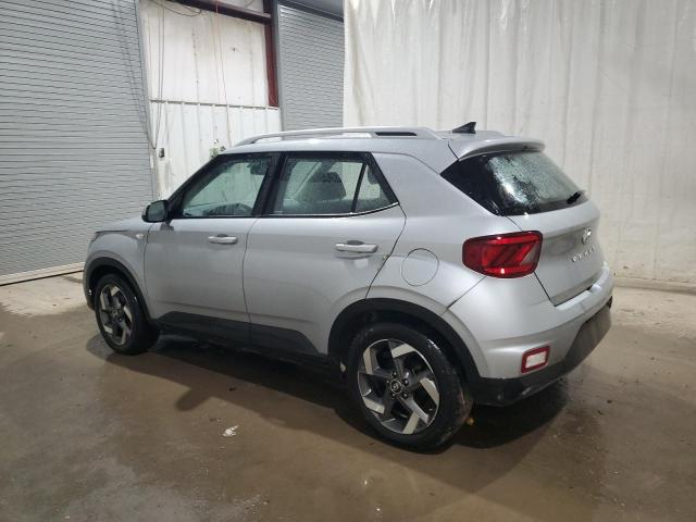 Image 2 of 2021 HYUNDAI VENUE SEL 2021 with VIN KMHRC8A3XMU100865