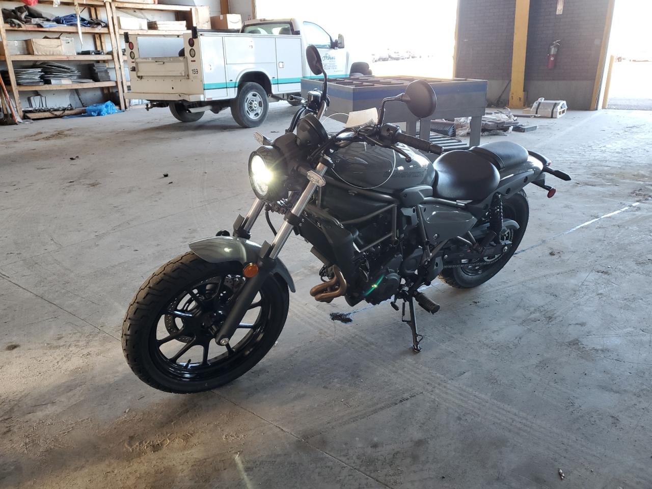 Изображение 2 2024 KAWASAKI EL450 C 2024 с VIN ML5ELFC17RDA00200