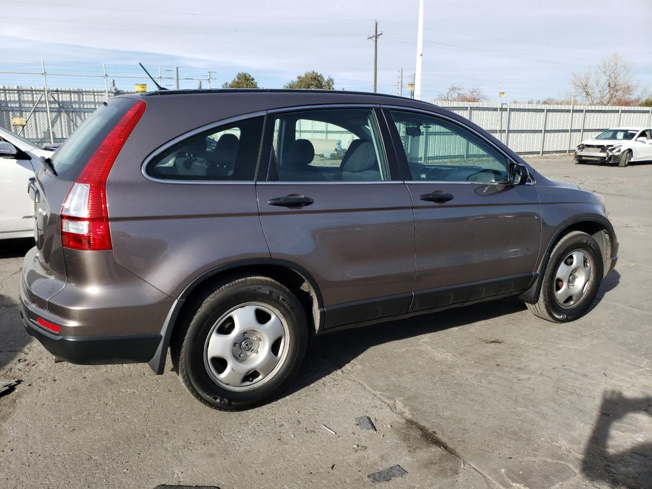 Image 3 of 2011 HONDA CR-V LX 2011 with VIN 5J6RE4H37BL033331
