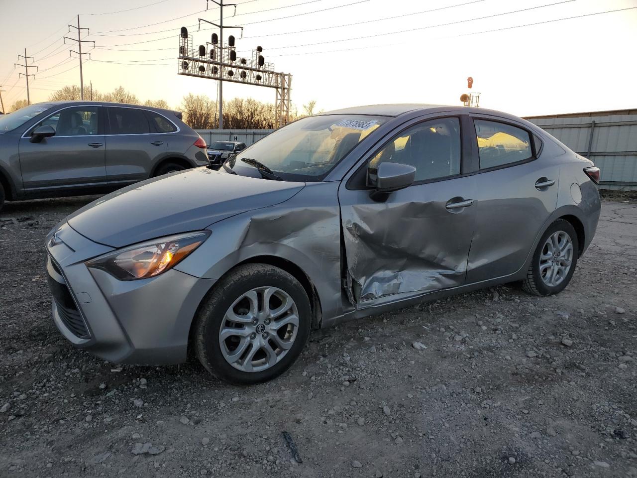 Obraz 1 z 2016 TOYOTA SCION IA  2016 z VIN 3MYDLBZV2GY141205