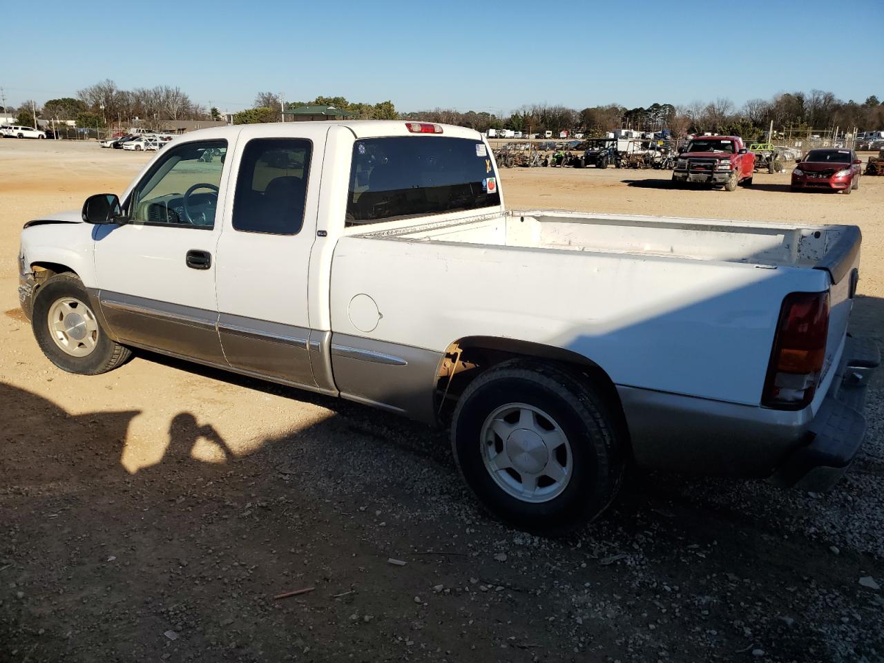 Obraz 2 z 2004 GMC NEW SIERRA C1500 2004 z VIN 2GTEC19VX41107519