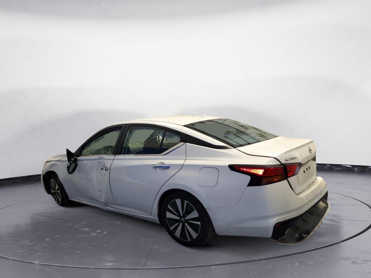 Изображение 2 2022 NISSAN ALTIMA SV 2022 с VIN 1N4BL4DV1NN373691