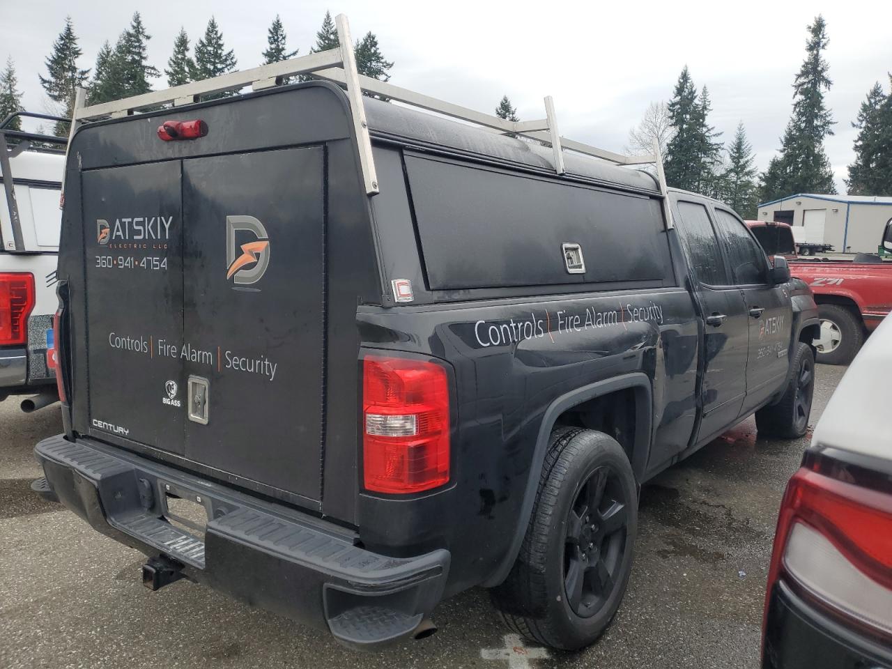 Obraz 3 z 2018 GMC SIERRA K1500 2018 z VIN 1GTV2LEC3JZ330880