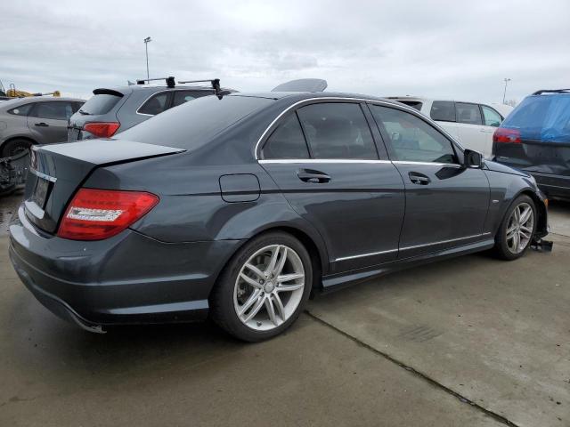 Obraz 3 z 2012 MERCEDES-BENZ C 250 2012 z VIN WDDGF4HB0CR213546