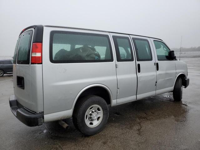 Obraz 3 z 2015 CHEVROLET EXPRESS G2500  2015 z VIN 1GCWGFCF6F1284018