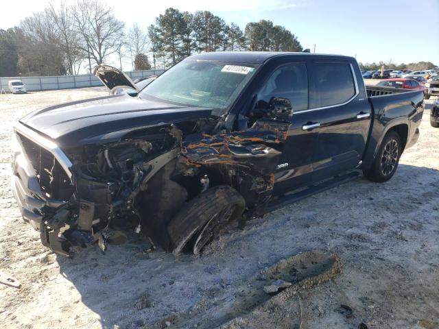 Obraz 1 z 2022 TOYOTA TUNDRA CREWMAX LIMITED 2022 z VIN 5TFJA5AB5NX006681