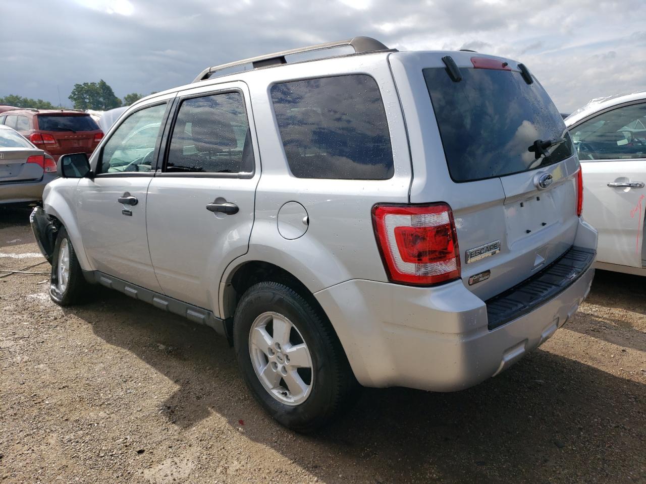 Image 2 of 2010 FORD ESCAPE XLT 2010 with VIN 1FMCU0D71AKB30475