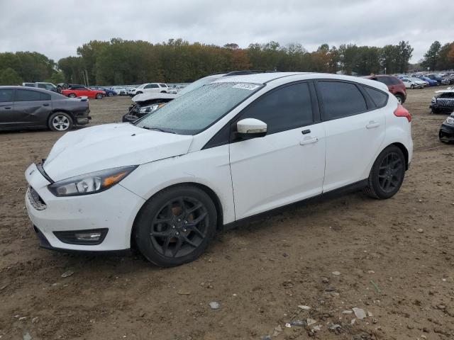 Image 1 of 2016 FORD FOCUS SE 2016 with VIN 1FADP3K28GL219560