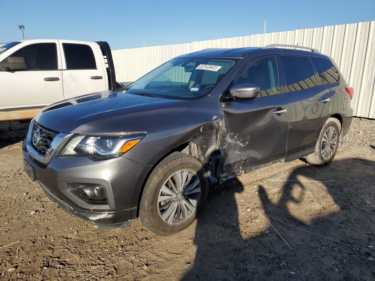 Obraz 2017 NISSAN PATHFINDER S 2017