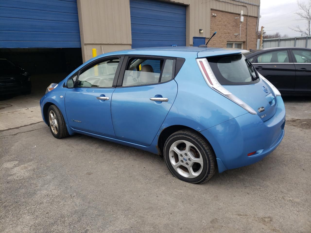 Image 2 of 2012 NISSAN LEAF SV 2012 with VIN JN1AZ0CP5CT023783