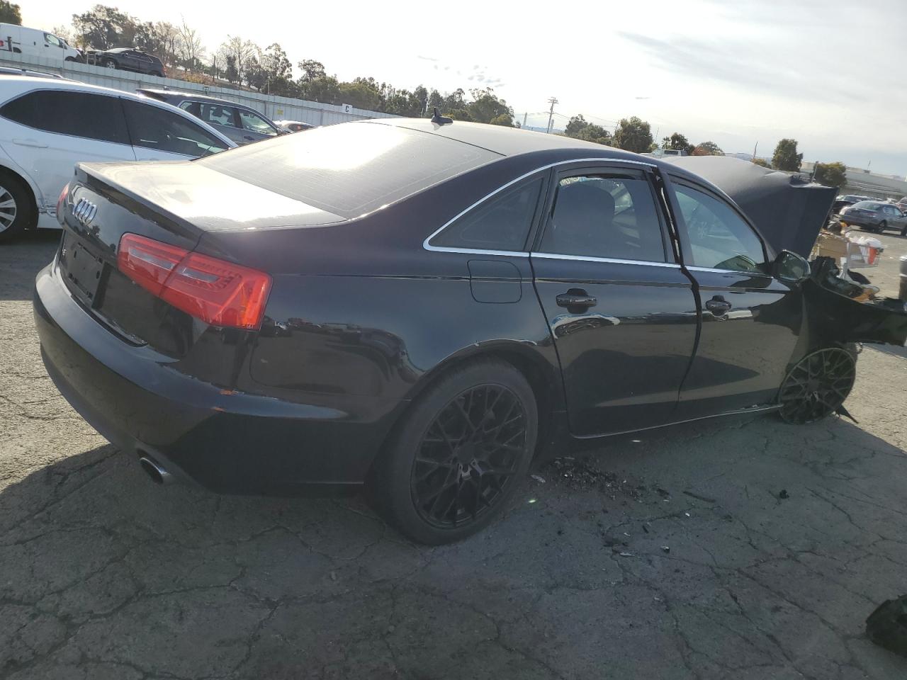 Obraz 3 z 2014 AUDI A6 PREMIUM 2014 z VIN WAUCFAFC6EN032445