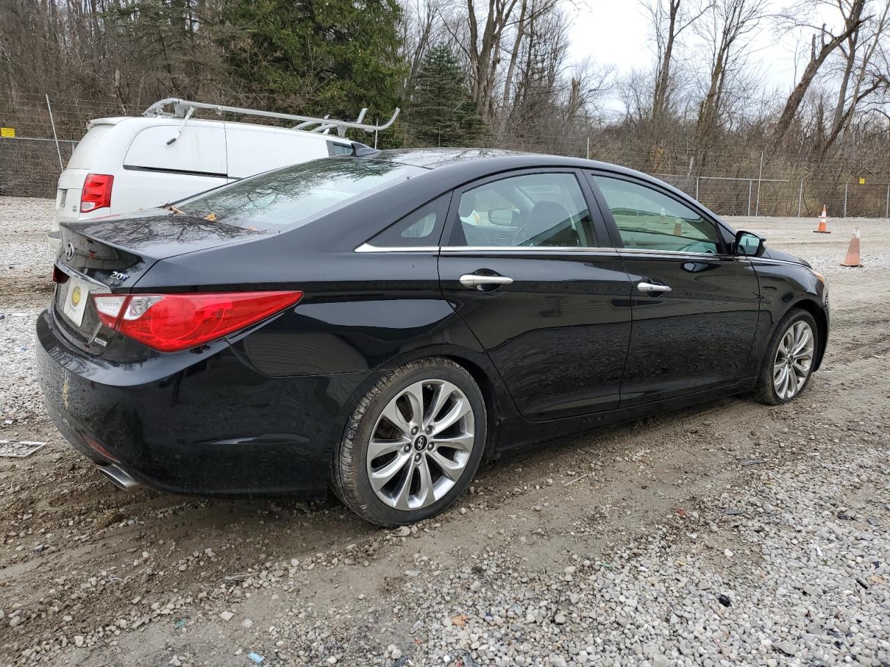 Image 3 of 2012 HYUNDAI SONATA SE 2012 with VIN 5NPEC4AB1CH329754