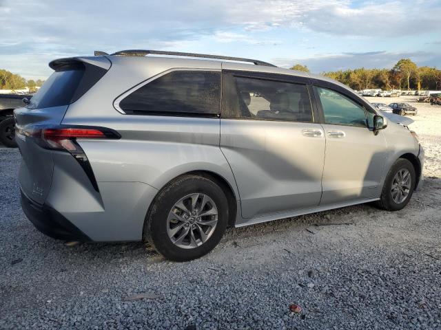 Obraz 3 z 2021 TOYOTA SIENNA XLE 2021 z VIN 5TDYRKEC5MS011277