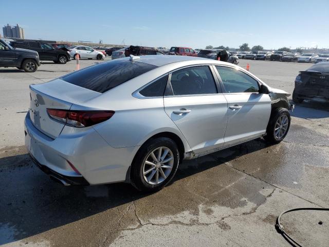 Image 3 of 2018 HYUNDAI SONATA SE 2018 with VIN 5NPE24AF2JH670776