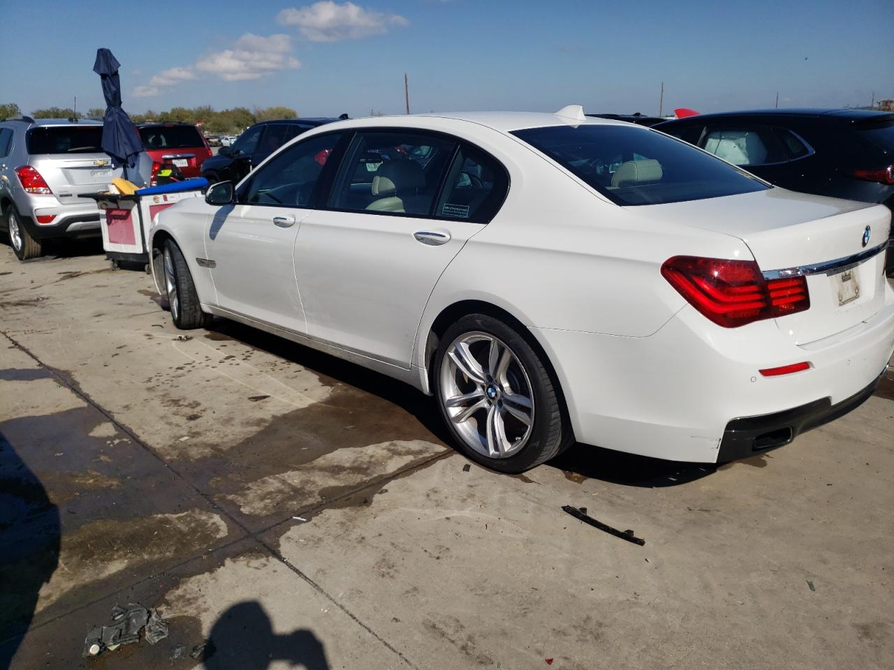 Obraz 2 z 2014 BMW 750 LI 2014 z VIN WBAYE8C50ED136099