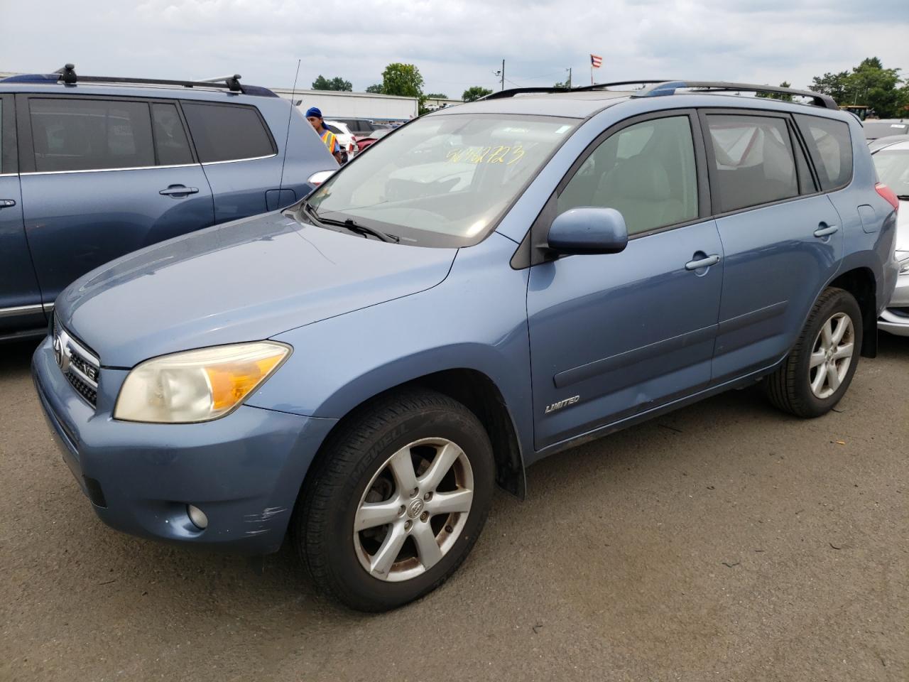 Image 1 of 2008 TOYOTA RAV4 LIMITED 2008 with VIN JTMBK31V386030293