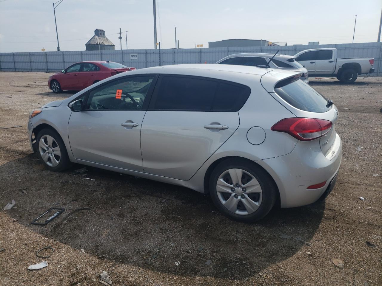 Изображение 2 2016 KIA FORTE LX 2016 с VIN KNAFK5A81G5637222