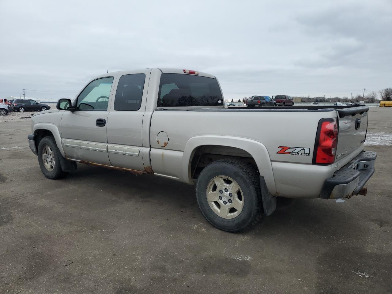Изображение 2 2004 CHEVROLET SILVERADO K1500 2004 с VIN 1GCEK19T54E209195