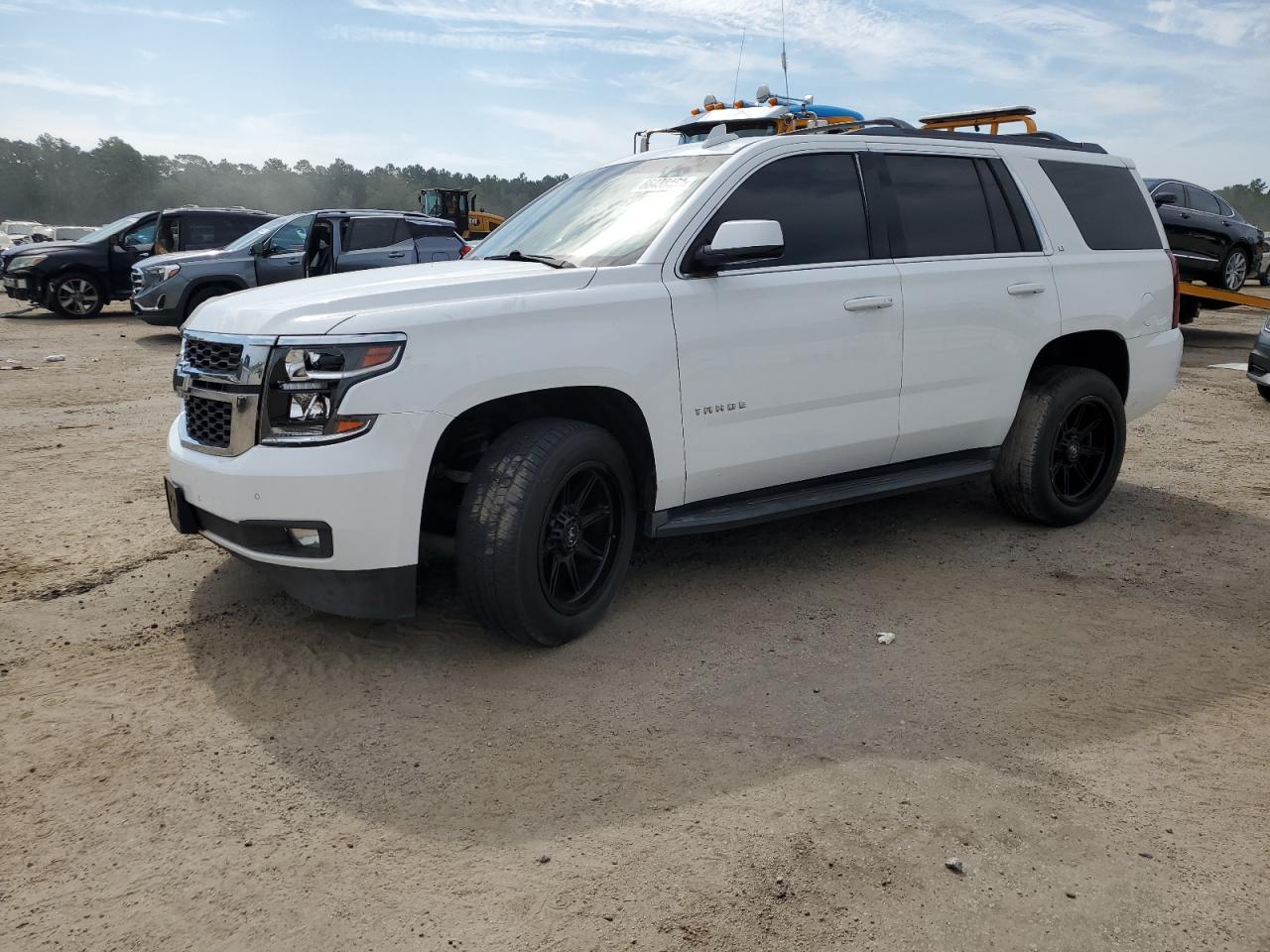 Image 1 of 2016 CHEVROLET TAHOE C1500 LT 2016 with VIN 1GNSCBKC2GR330545