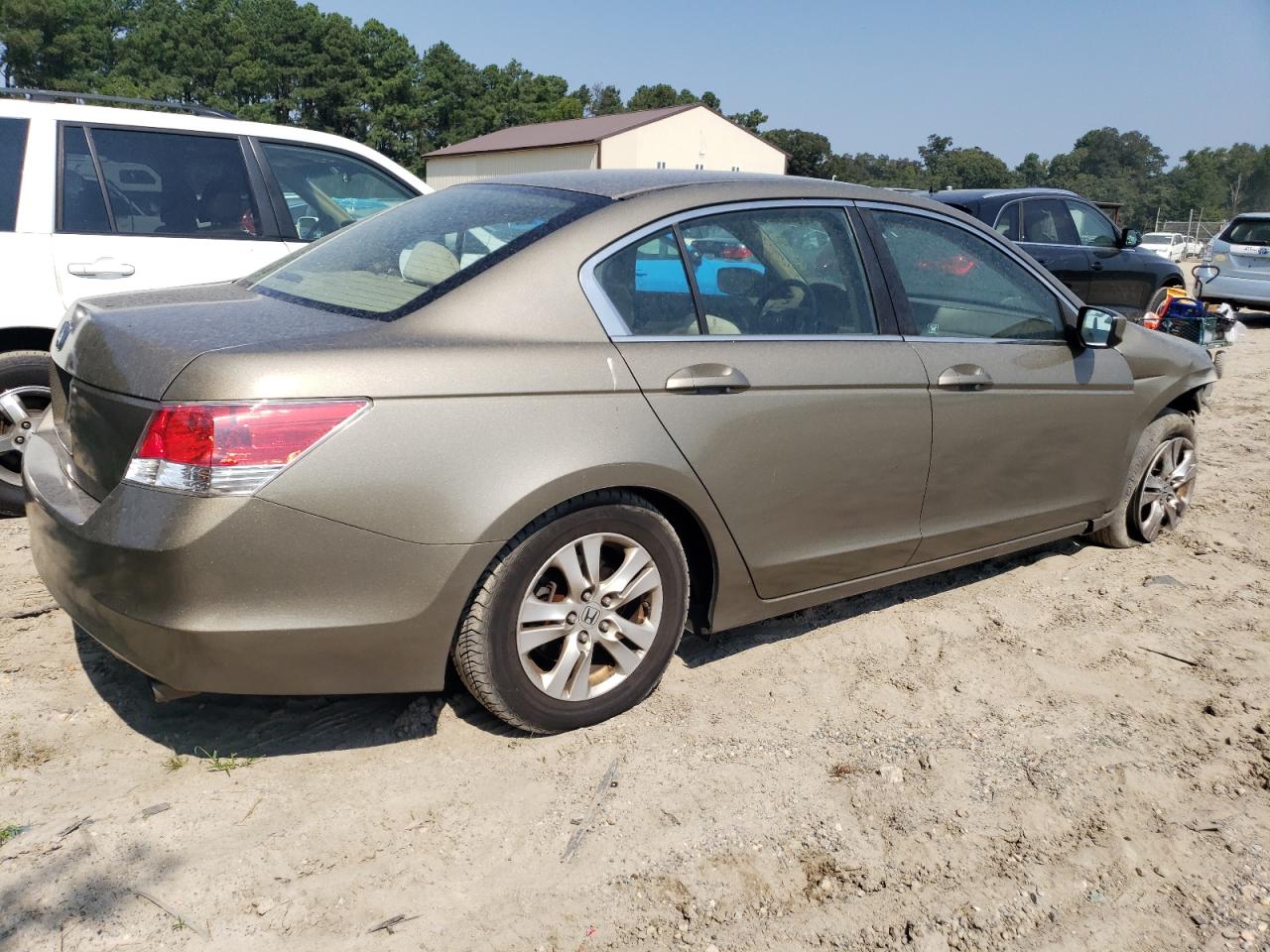 Obraz 3 z Honda Accord Lxp 2010 z VIN 1HGCP2F41AA005042
