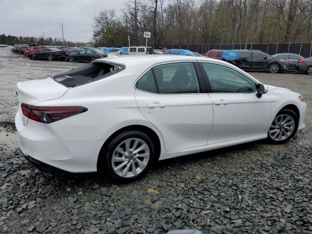 Obraz 3 z 2023 TOYOTA CAMRY LE 2023 z VIN 4T1C11AKXPU153919