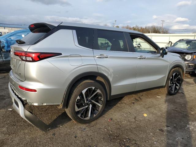 Obraz 3 z 2022 MITSUBISHI OUTLANDER SE 2022 z VIN JA4J4UA85NZ062530