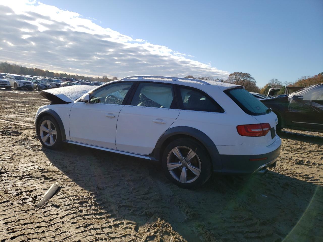 Image 2 of 2013 AUDI A4 ALLROAD PREMIUM PLUS 2013 with VIN WA1UFAFL4DA118828