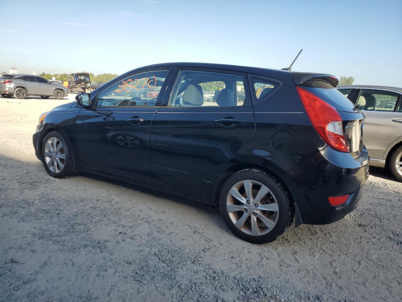 Изображение 2 2014 HYUNDAI ACCENT GLS 2014 с VIN KMHCU5AE8EU175519