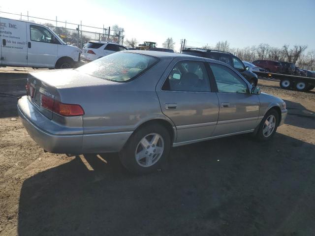 Изображение 3 2001 TOYOTA CAMRY CE 2001 с VIN JT2BG22K710582218