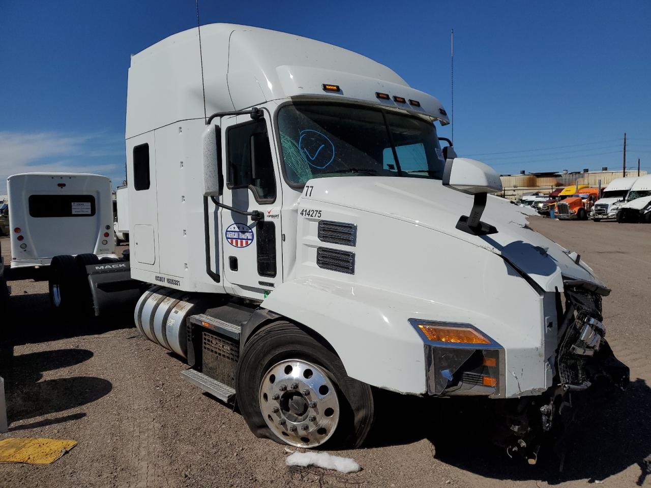 Obraz 2024 MACK ANTHEM  2024