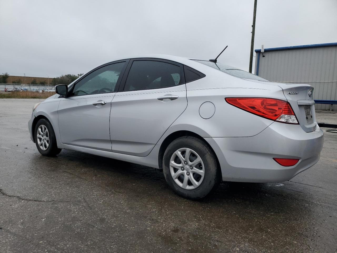Image 2 of 2013 HYUNDAI ACCENT GLS 2013 with VIN KMHCT4AE6DU499984