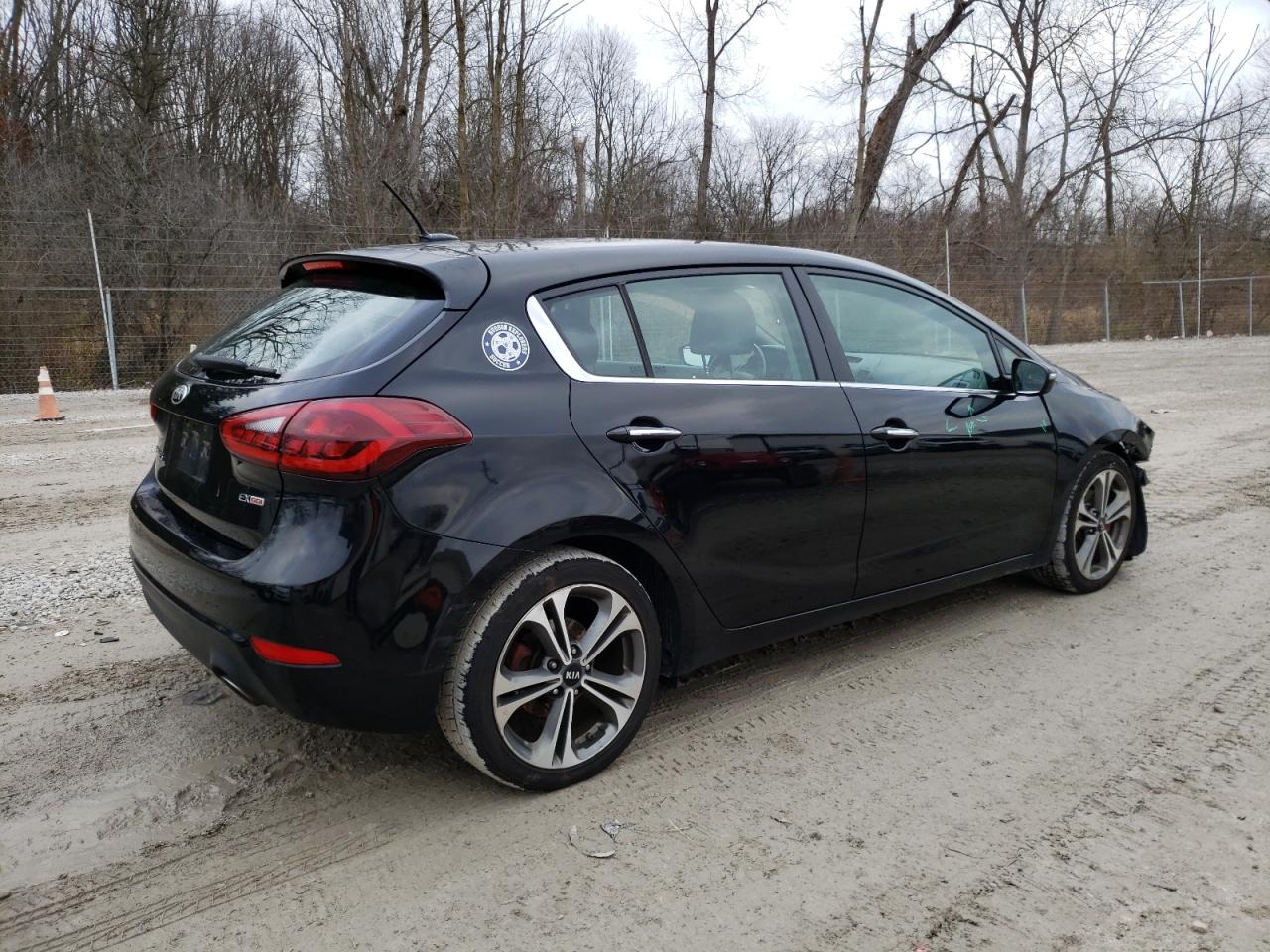 Image 3 of 2016 KIA FORTE EX 2016 with VIN KNAFX5A86G5604394