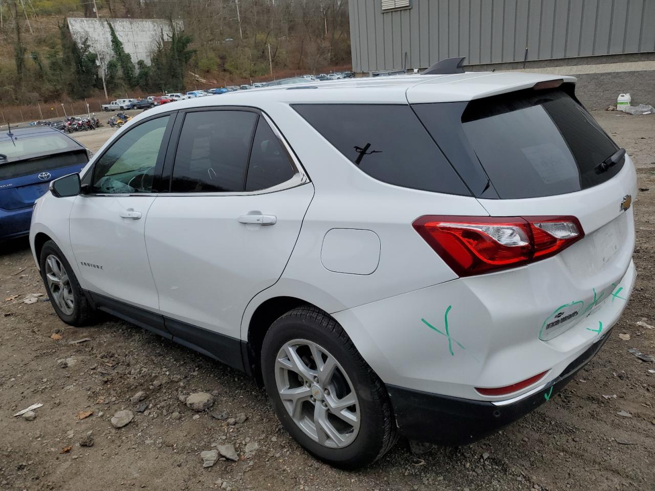 Изображение 2 2019 CHEVROLET EQUINOX LT 2019 с VIN 2GNAXKEV5K6269631